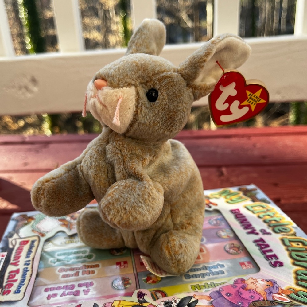 TY Beanie Baby “Nibbly” the Brown Rabbit Vintage 1998